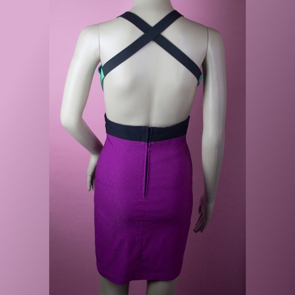 Zoompy Green Purple Crisscross with Open Back Dress Size: Medium - Picture 4 of 4